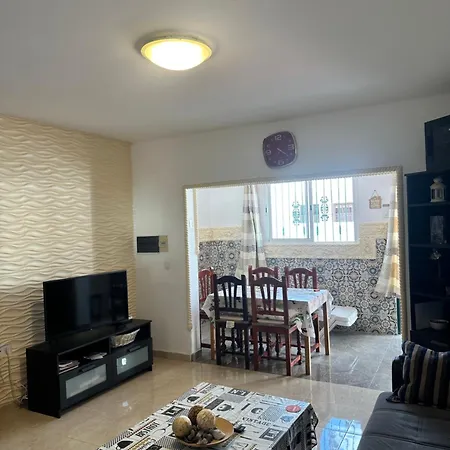 Walstad Beachside Apartment Puerto del Carmen (Lanzarote)